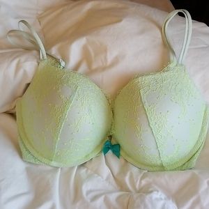 Victoria's Secret Very Sexy Push-up 32DDD
